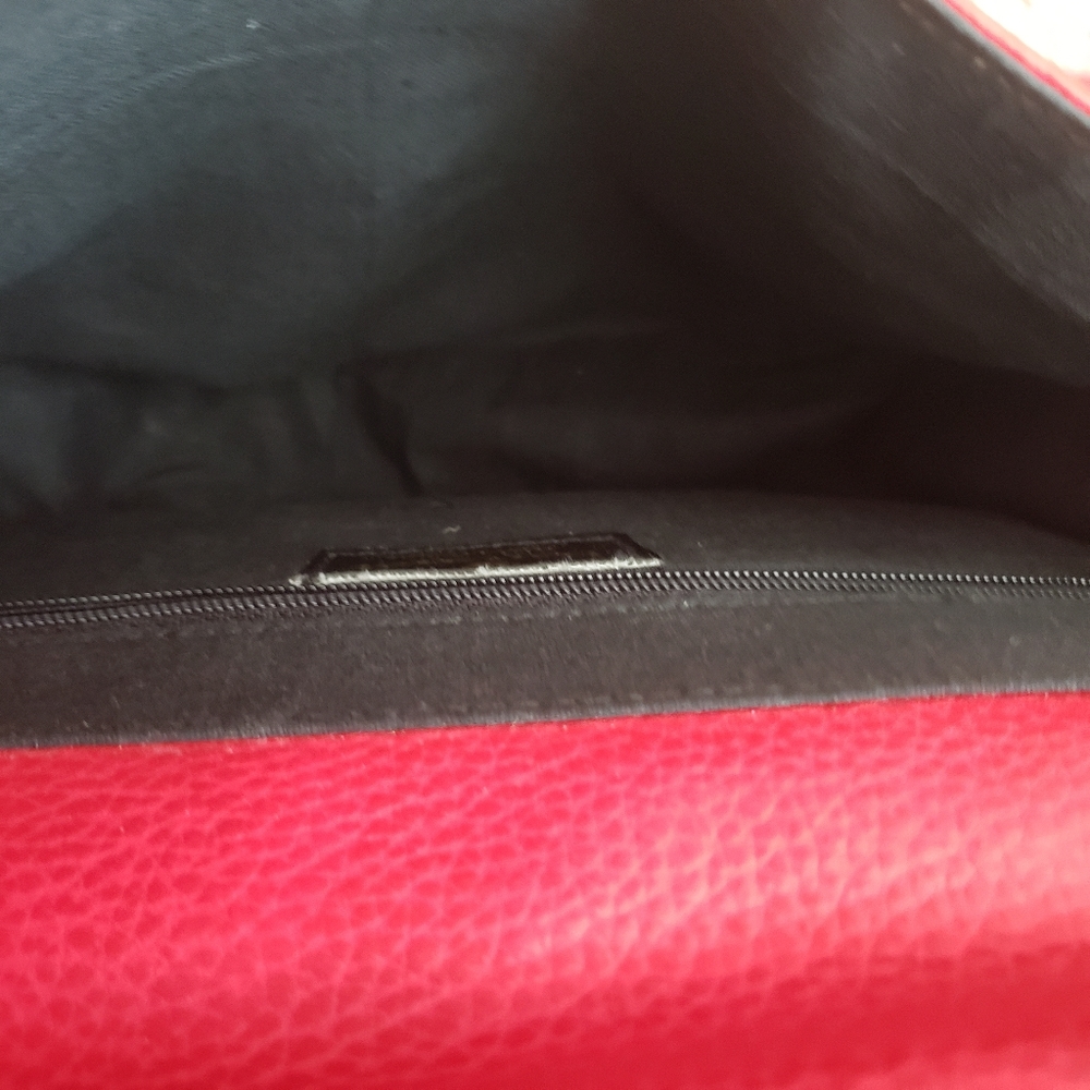 Purse - Picture 2 of 3